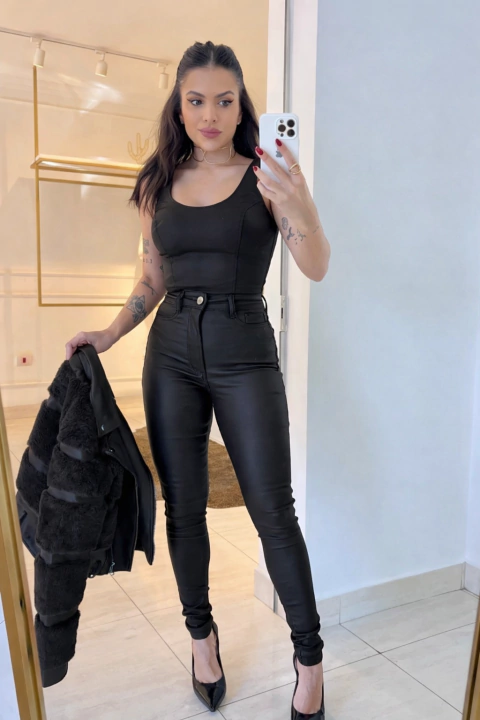 Cropped Resinado